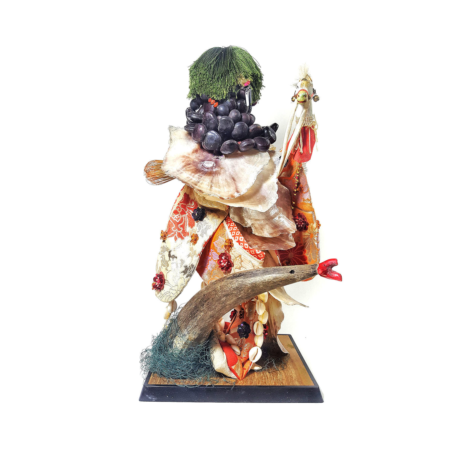 DAIKANYAMA T-SITE anjin café特別展：From Manila with Nippon：ミゲル・アキリザンのオブジェ・コラージュ展