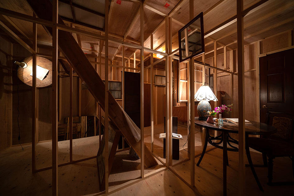 冨安由真：グループ展「枠物語」